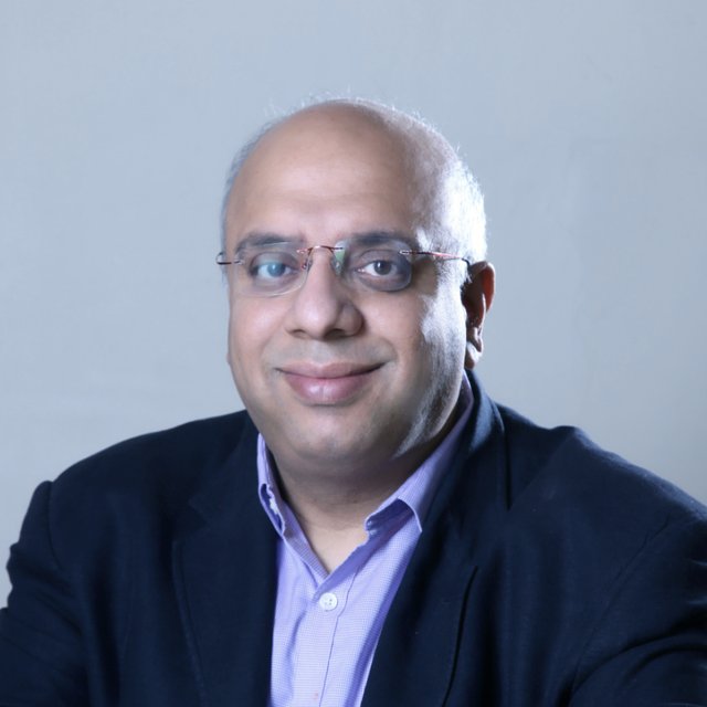 Dr Annurag Batra